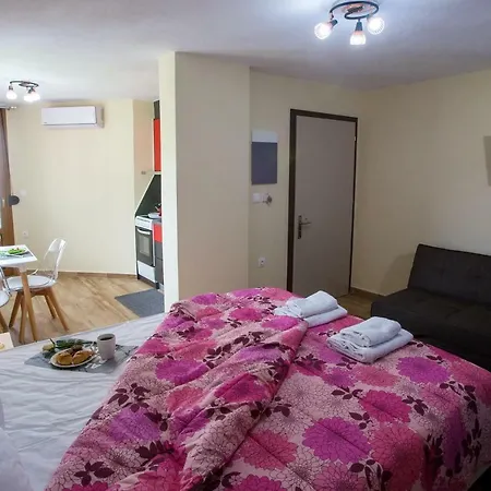 Rent House Karavi 3*