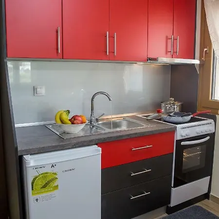 Rent House Karavi 3* Nea Iraklitsa