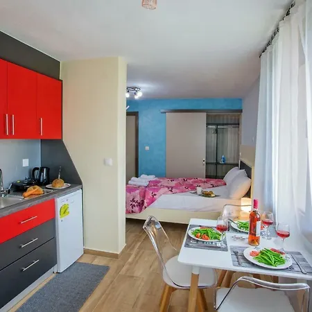 Guest house Rent House Karavi