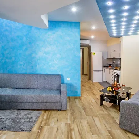 Gasthuis Rent House Karavi