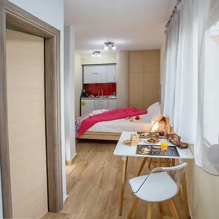 Rent House Karavi *