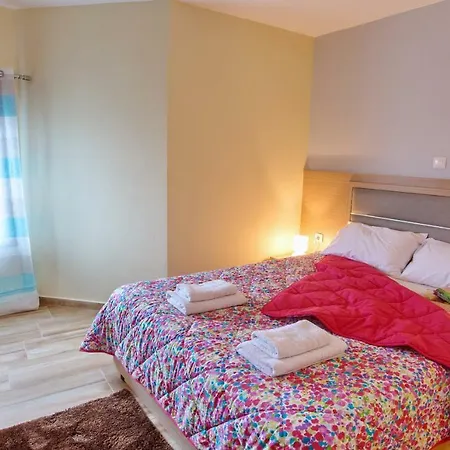 Rent House Karavi