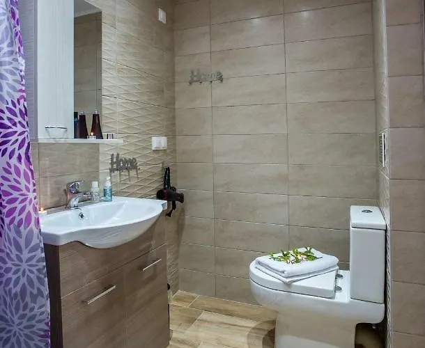 招待所 Rent House Karavi