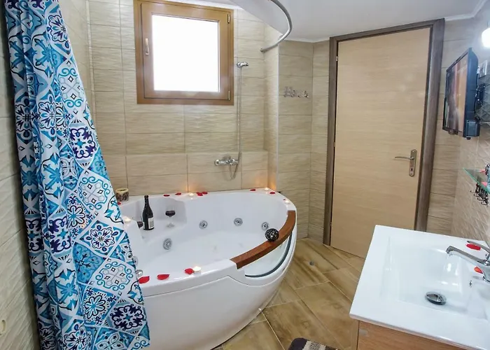 招待所 Rent House Karavi 3*