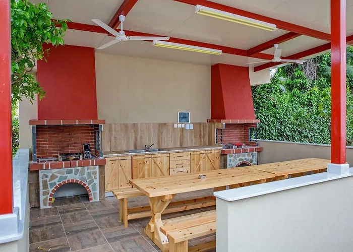 Rent House Karavi 3*